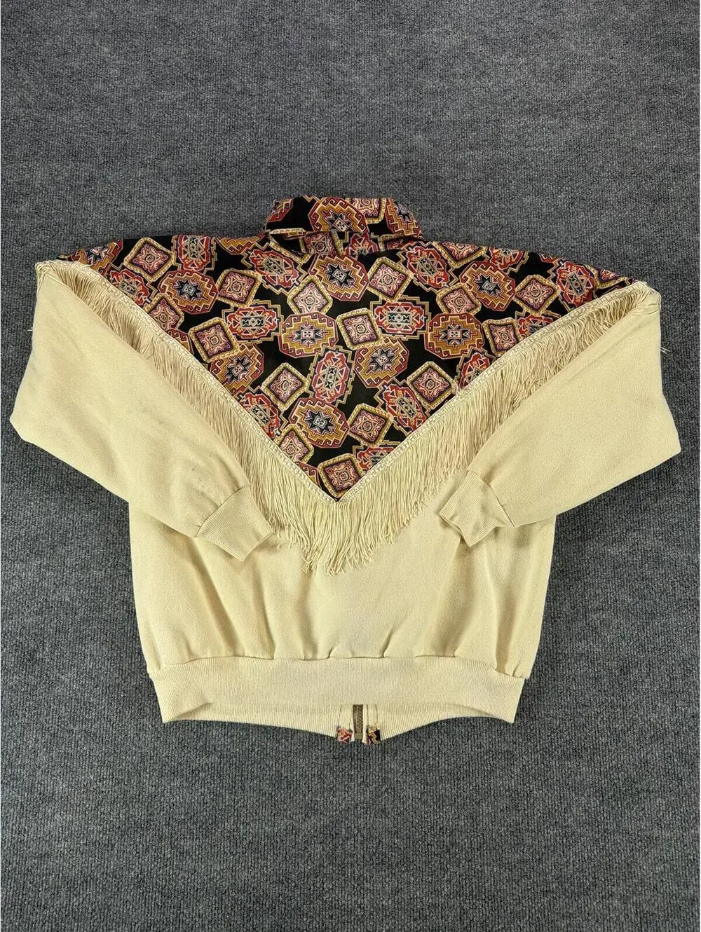 Vintage Western Style Zip-Up Fringe Jacket Southwestern Pattern L Cowboy, Fleece